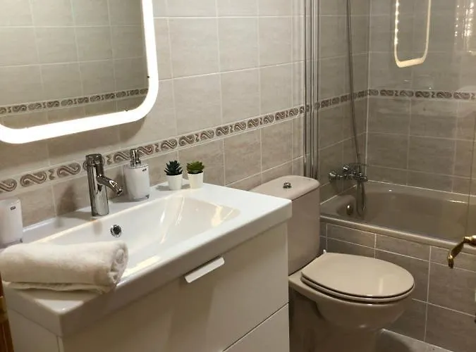 Atico Europa, Estacion Apartament *